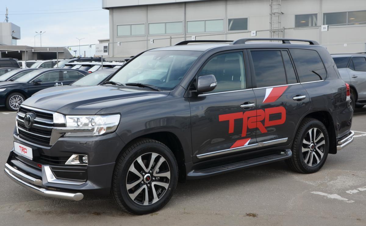 Защита переднего бампера двойная для автомобиля Toyota Land Cruiser 200 TRD 2019 арт. TLCTRD200.19.03, Россия