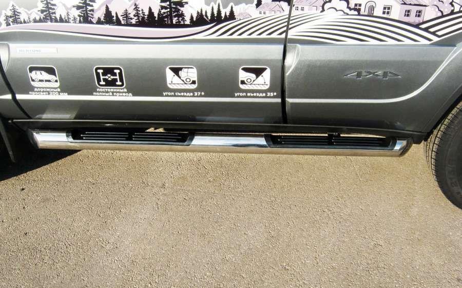 Пороги труба d76 с накладками вариант 1 для Chevrolet Niva 2009 Bertone, Руссталь NBT-0011851