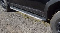 Пороги алюминиевые с пластиковой накладкой (карбон серые) 1720 мм Toyota Land Cruiser 250 Prado 2024 арт. TOYLC25024-08GR