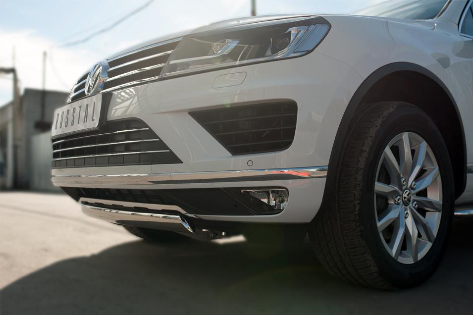 Защита переднего бампера d75х42 короткая для Volkswagen Touareg 2014, Руссталь VWTZ-002126