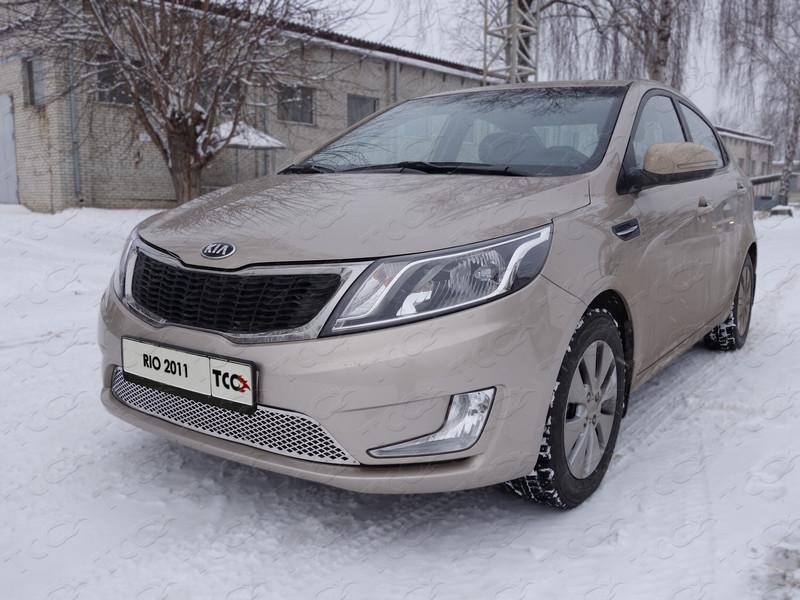 Решетка радиатора нижняя (треугольник) для автомобиля Kia Rio 2011-2014 TCC Тюнинг арт. KIARIO11-07