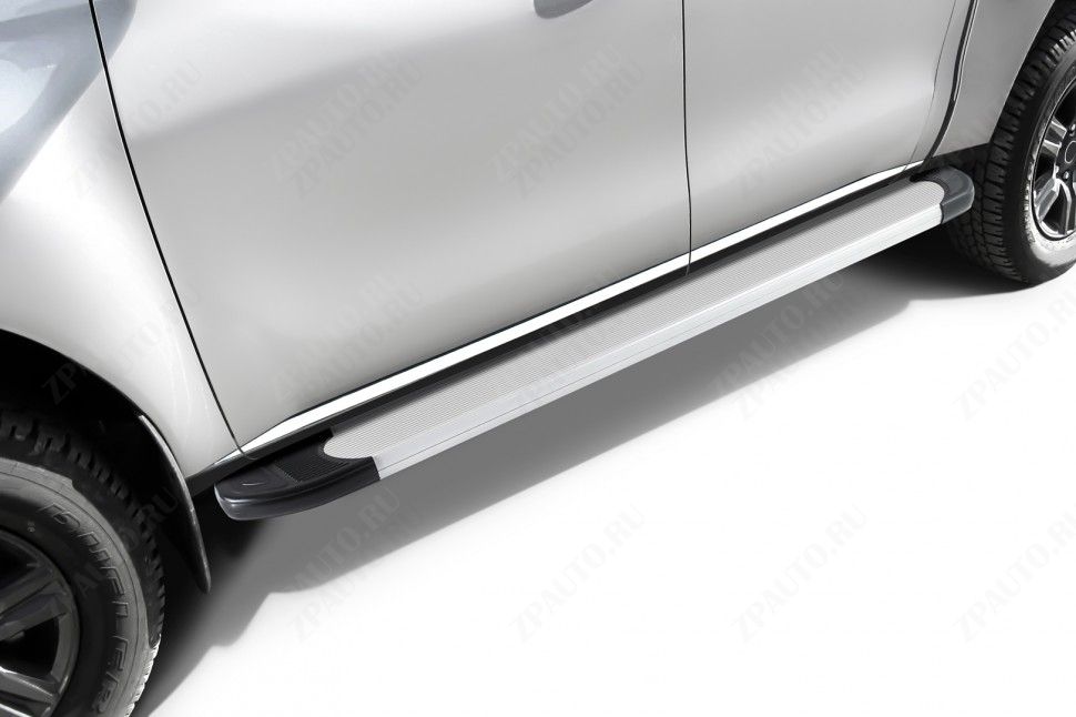 Пороги алюминиевые "Optima Silver" 2000 серебристые Toyota Hilux (2020-2022) , Slitkoff, арт. AL-THL20002